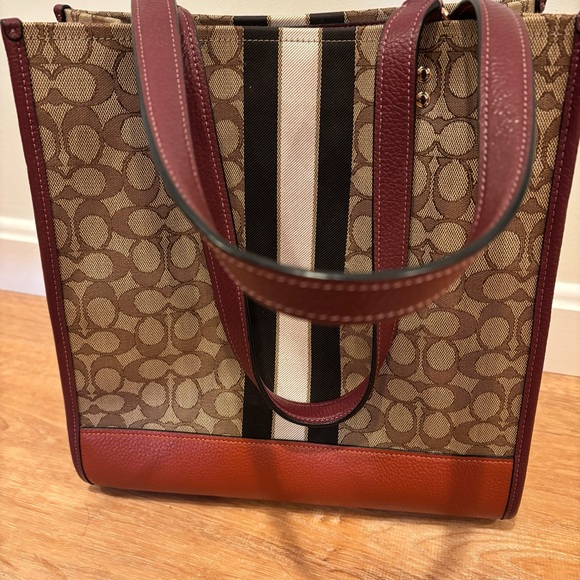 Coach Dempsey Tan and Orange Signature Tote - Picture 2 of 7